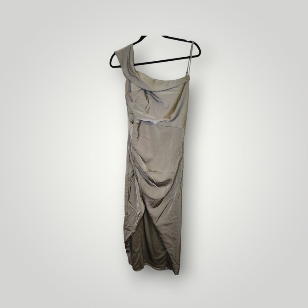 Lulus Showing Off a Little Sage Green Asymmetrical Tulip Midi Dress size M